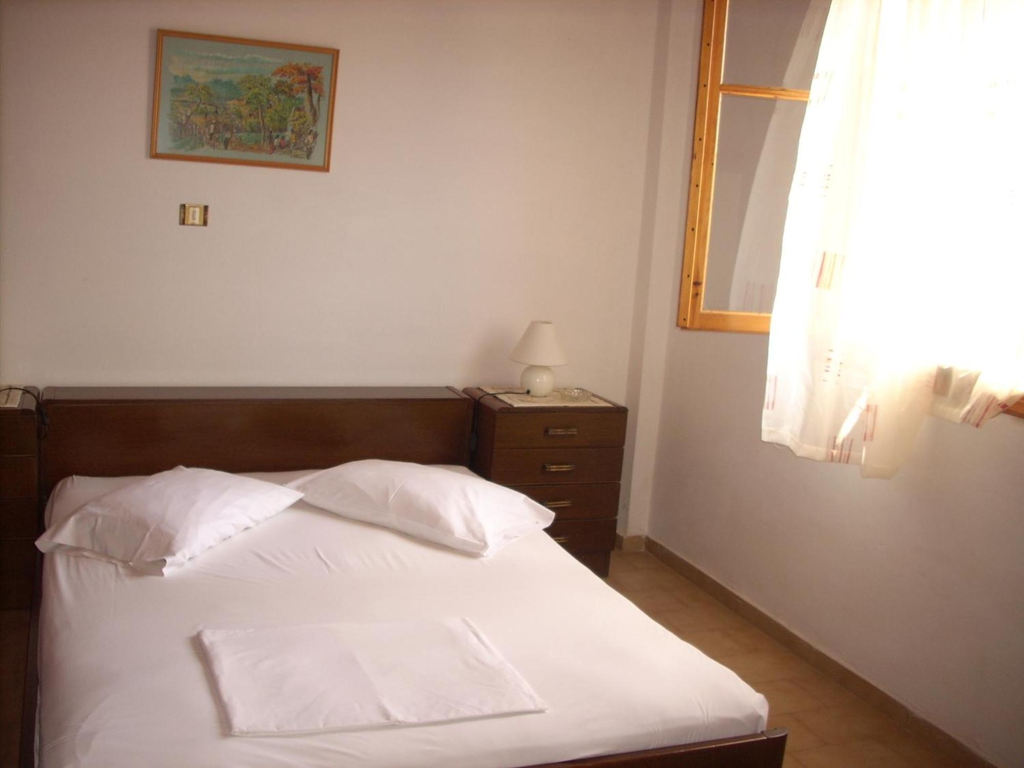 Olympia House Apartment วาธี ภายนอก รูปภาพ